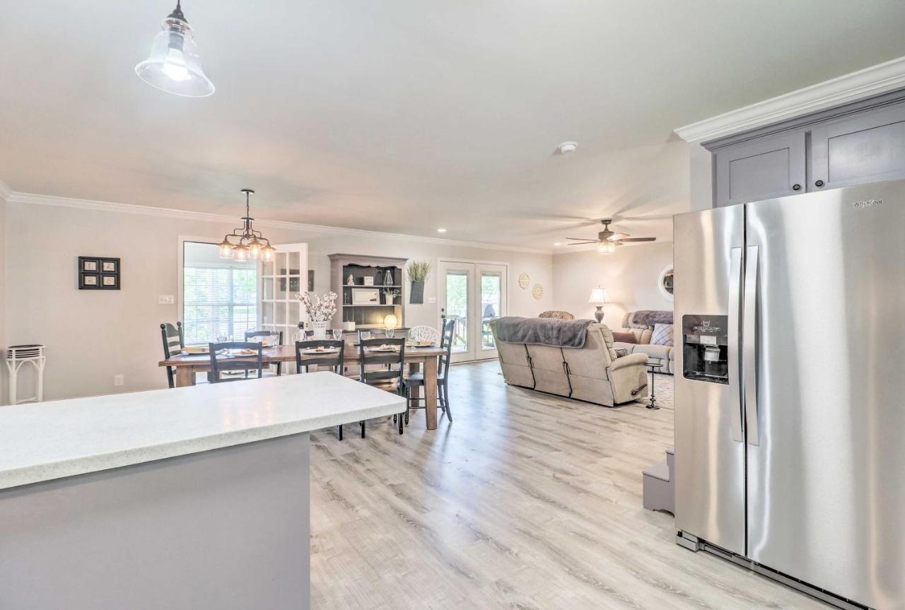 Waterfront Lake Sinclair Home With Boat Dock! Milledgeville Exteriör bild
